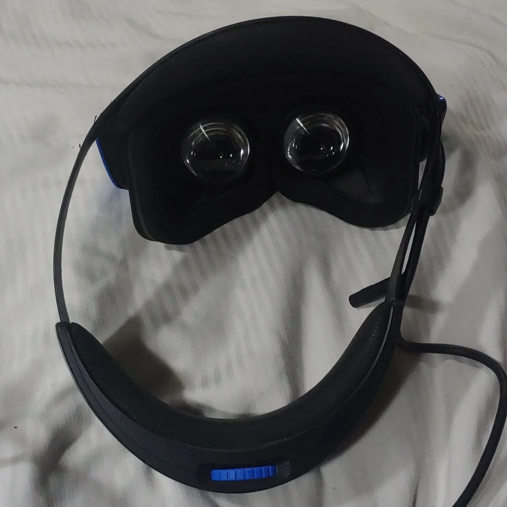 Acer Windows Mixed Reality goggles E1113